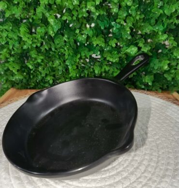 954-44 Black Melamine مقلاة صغيرة مع مسكة