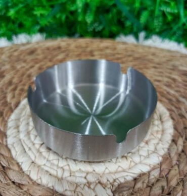 640-4 - منفضة ستانلس مدورة فضية